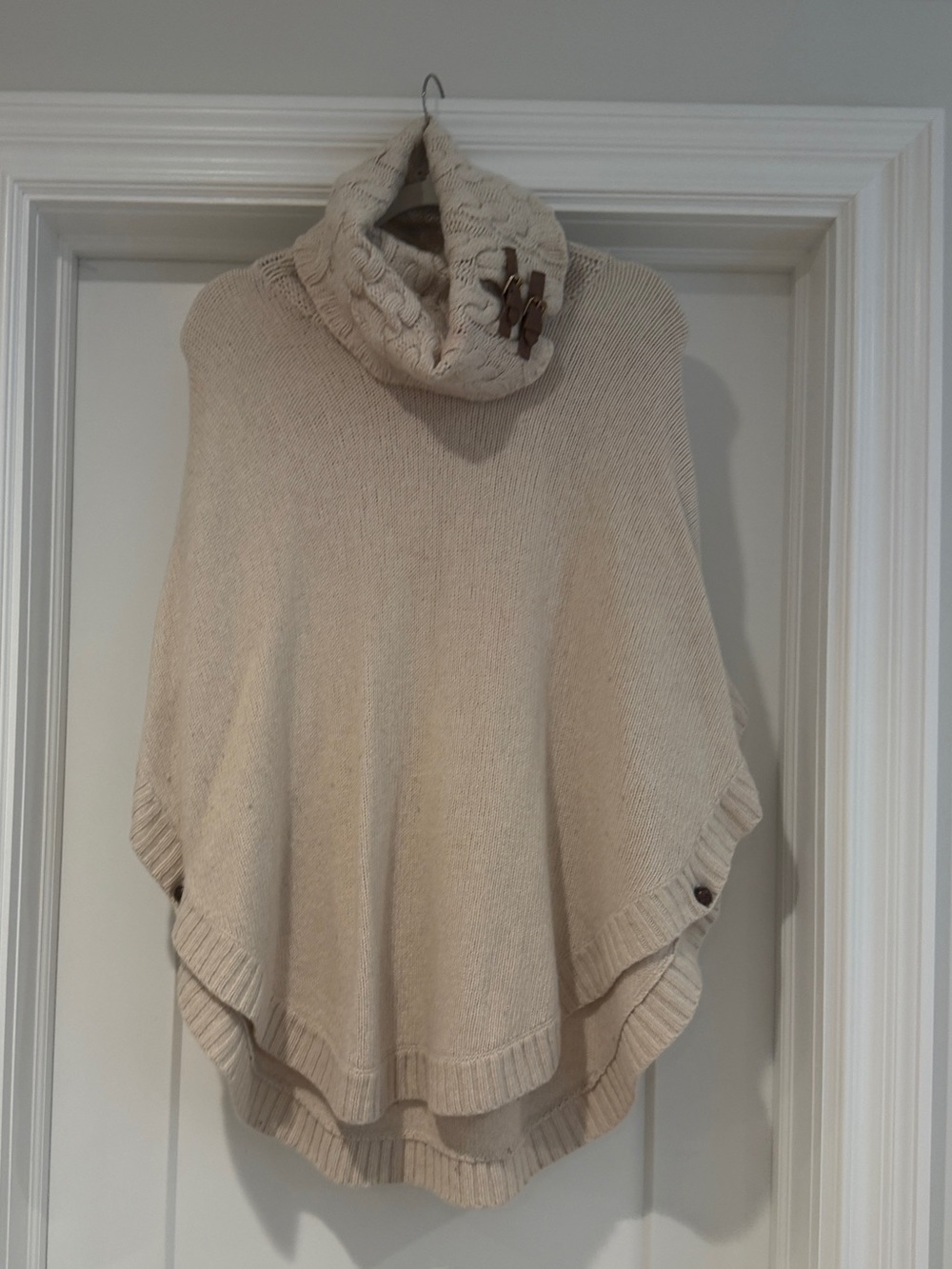Massimo Dutti Cream Cable-Trim Knit Poncho